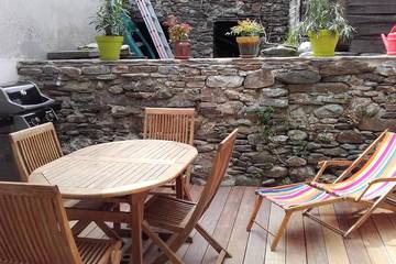 Gîte pour 10 personnes, avec balcon à Sainte-Croix-Vallée-Française