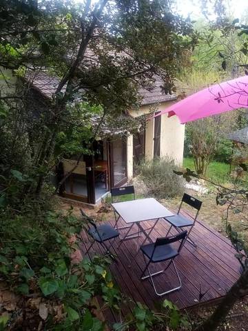 Cottage pour 4 personnes, avec jardin et vue à Payrignac