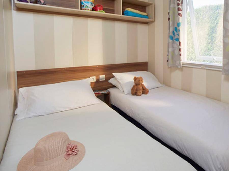 Brioni Sunny Camping - Stacaravan 6 personen - Klassiek | 3 slaapkamers | 6 pers | Verhoogd terras | Airconditioning in Stinjan, Zuidkust Istrië