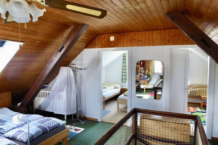 Guntli’s Family Guesthouse: Tout le dernier étage avec salle de bain - rural dans les limites de la ville in Canton de Zurich