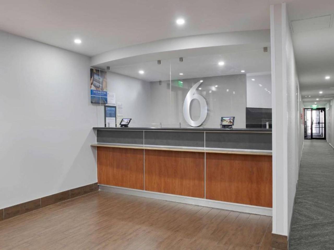 Apartamento entero, 2 camas completas | Acceso para vehículos | Nsmk | Microondas in Atlanta, Condado de Fulton