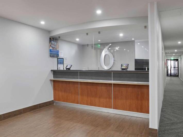 Apartamento entero, 2 camas completas | Acceso para vehículos | Nsmk | Microondas in Atlanta, Condado de Fulton