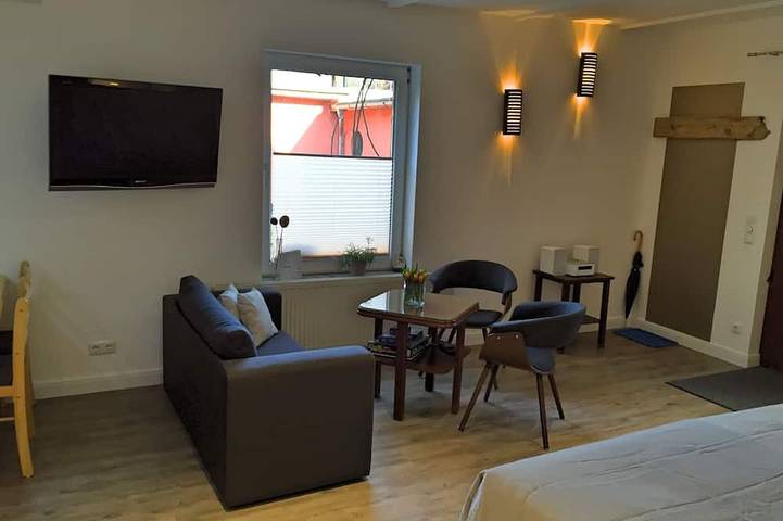 Ganze Wohnung, FeWo Strandzeit , liebevoll eingerichtet, ruhige Lage am Schweriner See in Schwerin, Schweriner See