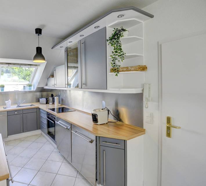 Ferienwohnung für 5 Personen, mit Seeblick und Balkon, kinderfreundlich in Schausende - 4