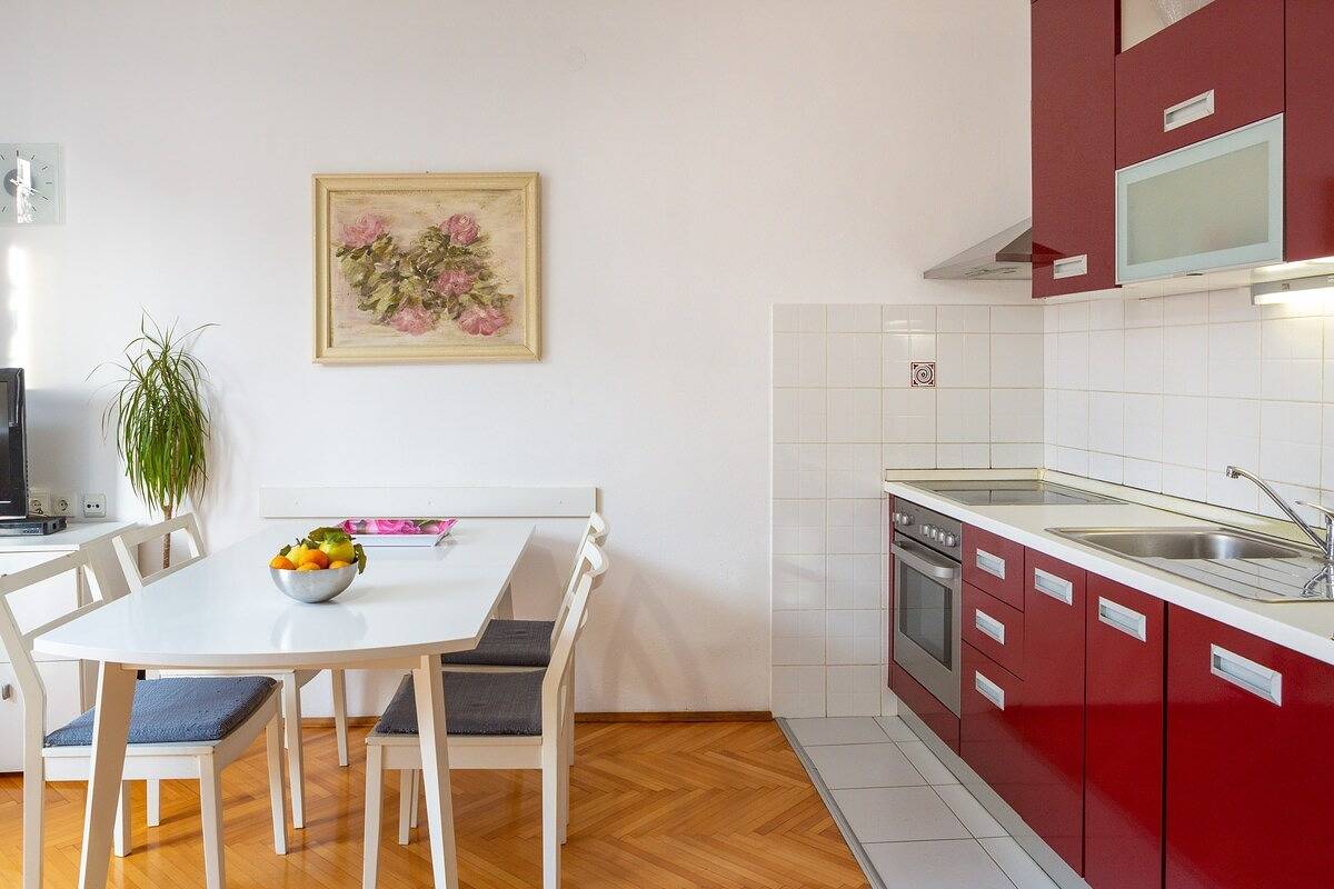 Entire apartment, One bedroom apartment with balcony Split A-21345-a in Split, Split-Dalmatia