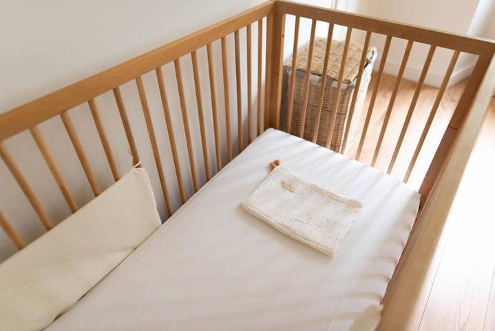 Location de vacances pour 6 personnes, avec terrasse ainsi que vue et jardin à Aussac - 3