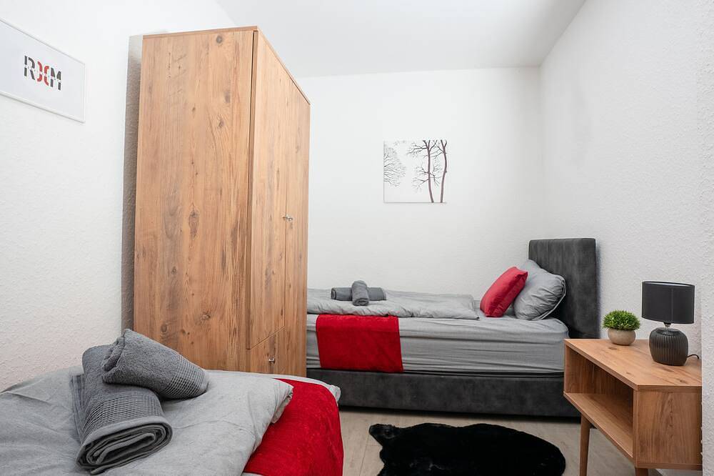 Ganze Wohnung, Serviceroom24 - Apartment 4 in Recklinghausen Hoch Wlan - Tv - 24-7 Check-in in Recklinghausen, Kreis Recklinghausen