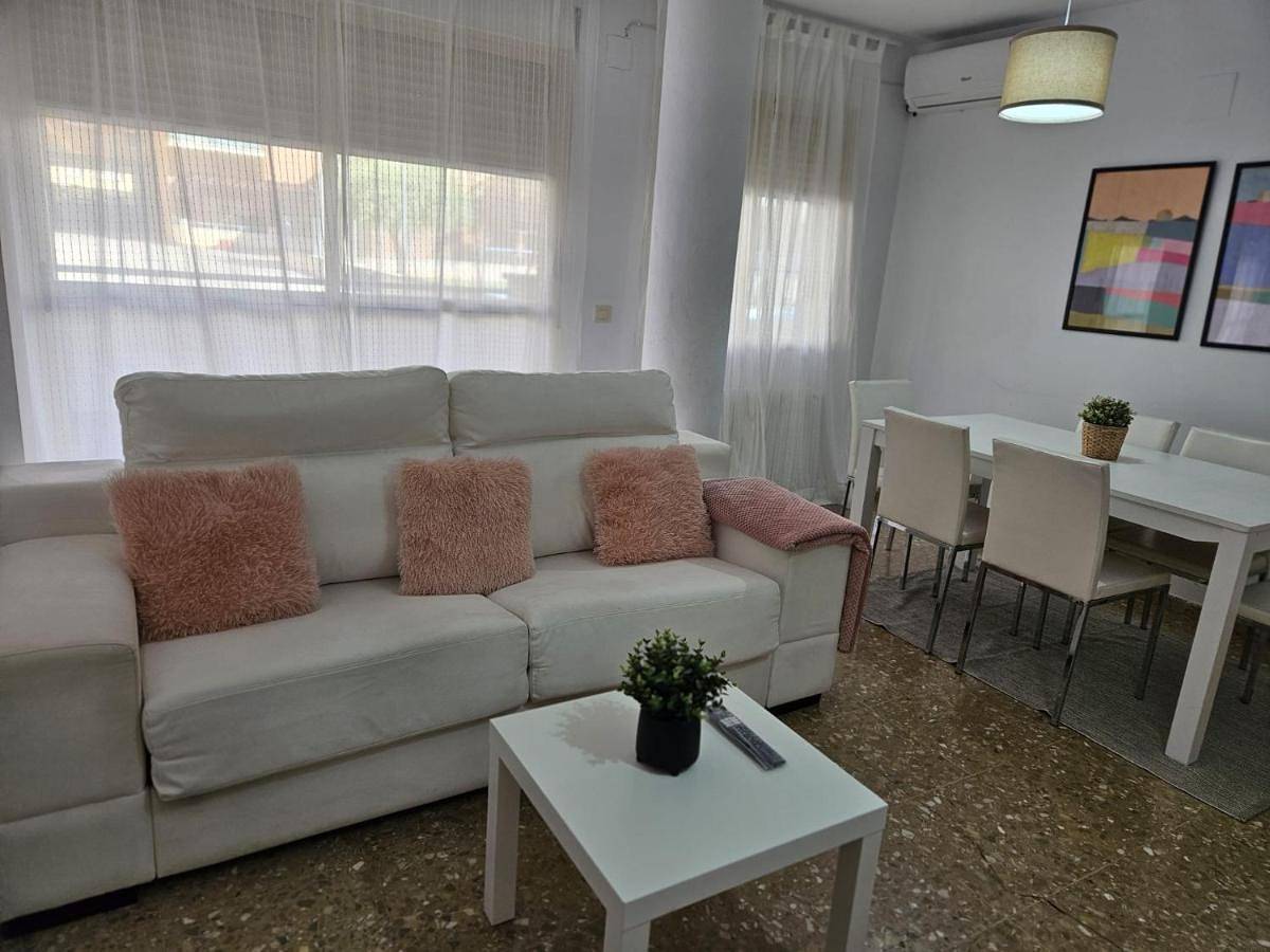 Apartamento entero, Alojamiento centrico en Hellin con garaje in Hellín, Provincia de Albacete