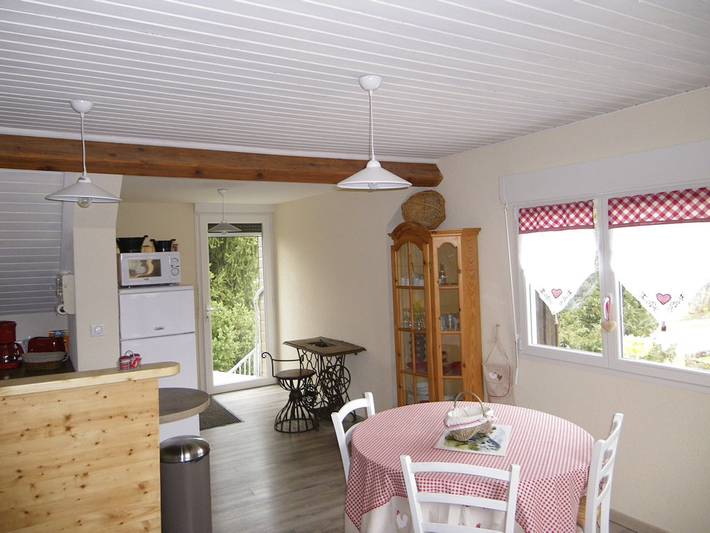 Gîte pour 5 personnes, avec Balcon ainsi que Terrasse et Jardin