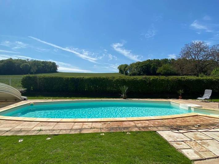 Maison de vacances pour 15 personnes, avec Terrasse et Jardin ainsi que Piscine et Vue