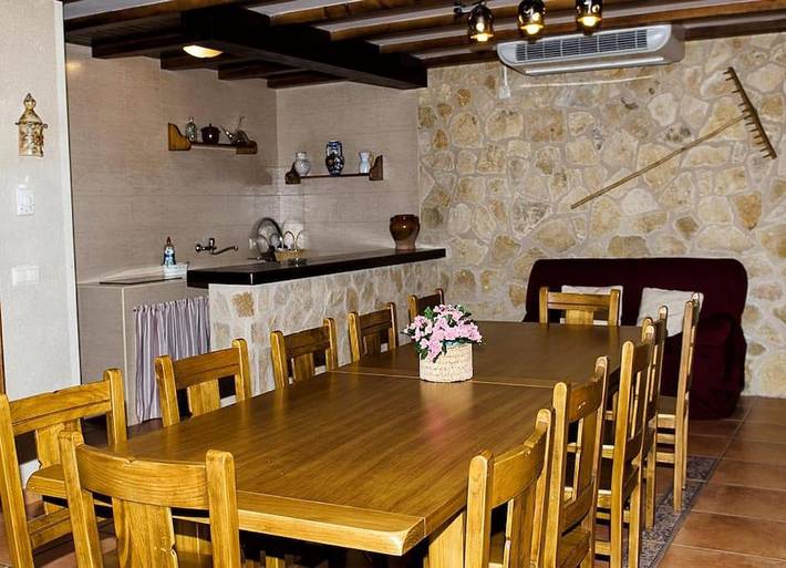 Casa de vacaciones para 13 personas, con jacuzzi además de jardín y piscina en Comarca de Segovia - 4