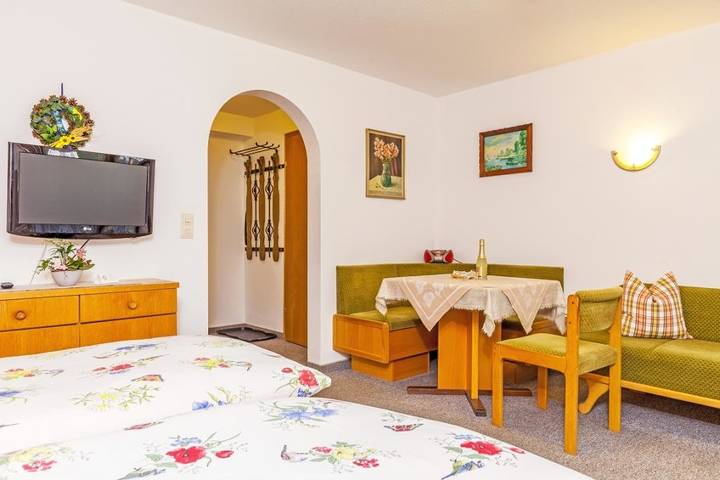 Apartamento vacacional entero, Apartamento de vacaciones para 2 personas con balcón in Reit im Winkl, Alpes Bávaros