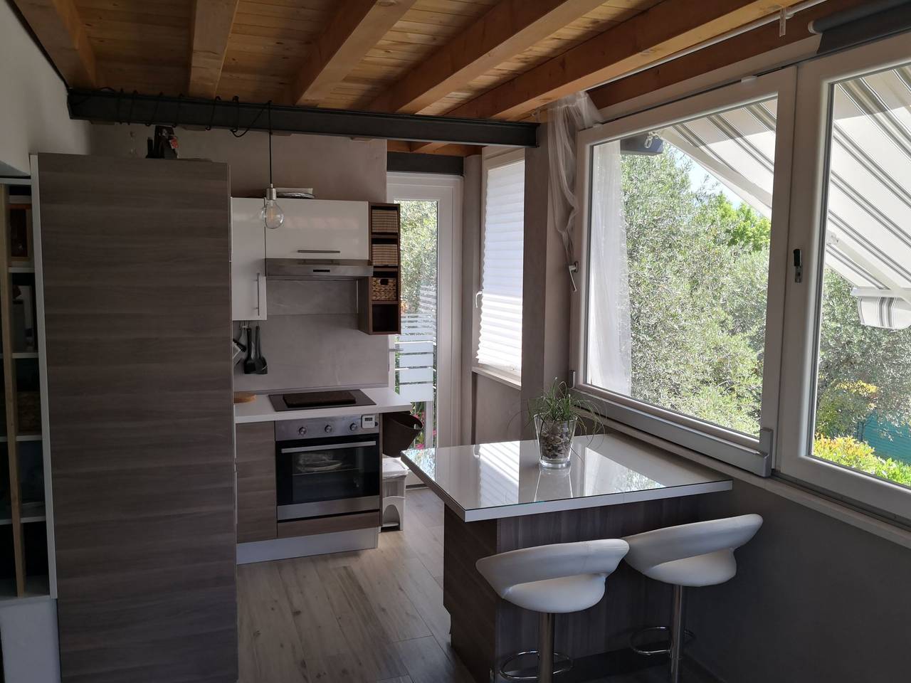 Appartamento intero, Freifläche mit direktem Zugang zum Strand in Spiaggia Gardiola, Manerba del Garda
