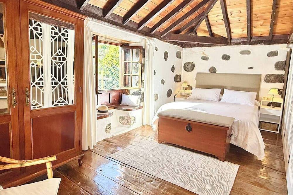 Casa Jarana,Jacuzzi privé prés de la Mer. in Las Aguas, San Juan de la Rambla
