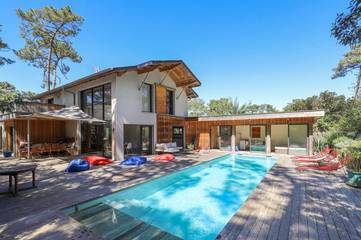 Villa pour 8 personnes, avec sauna et jardin ainsi que piscine et vue, animaux acceptés dans les Landes