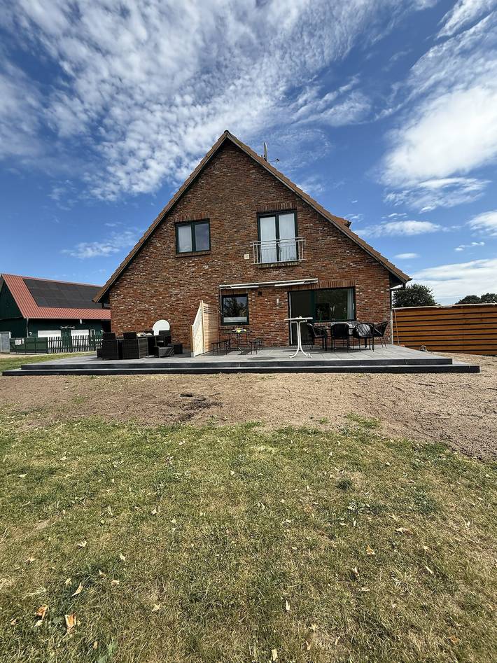 Ferienwohnung für 6 Personen, mit Garten in Grasberg