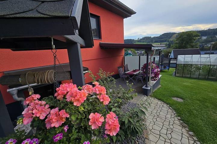 Ferienwohnung für 4 Personen, mit Terrasse und Garten - 1