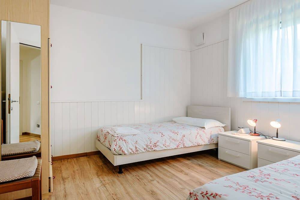 Appartamento intero, Incantevole appartamento per 4 ospiti con Wifi, Tv, patio, animali ammessi e parcheggio in Caldonazzo, Lago di Caldonazzo