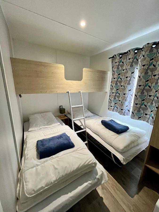 Camping pour 5 personnes, avec jardin et piscine ainsi que jacuzzi et sauna à Seignosse - 4