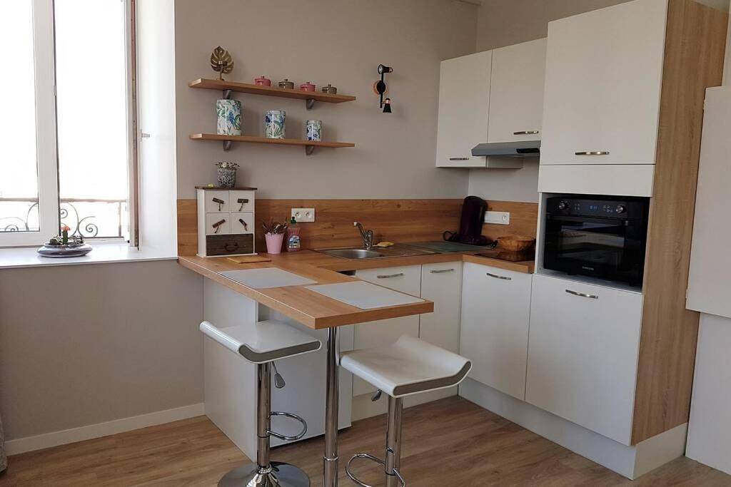 Appartement entier, Studio Cosy Les Roses Tremieres 3 étoiles centre Plouharnel proche mer in Plouharnel, Côte des Mégalithes