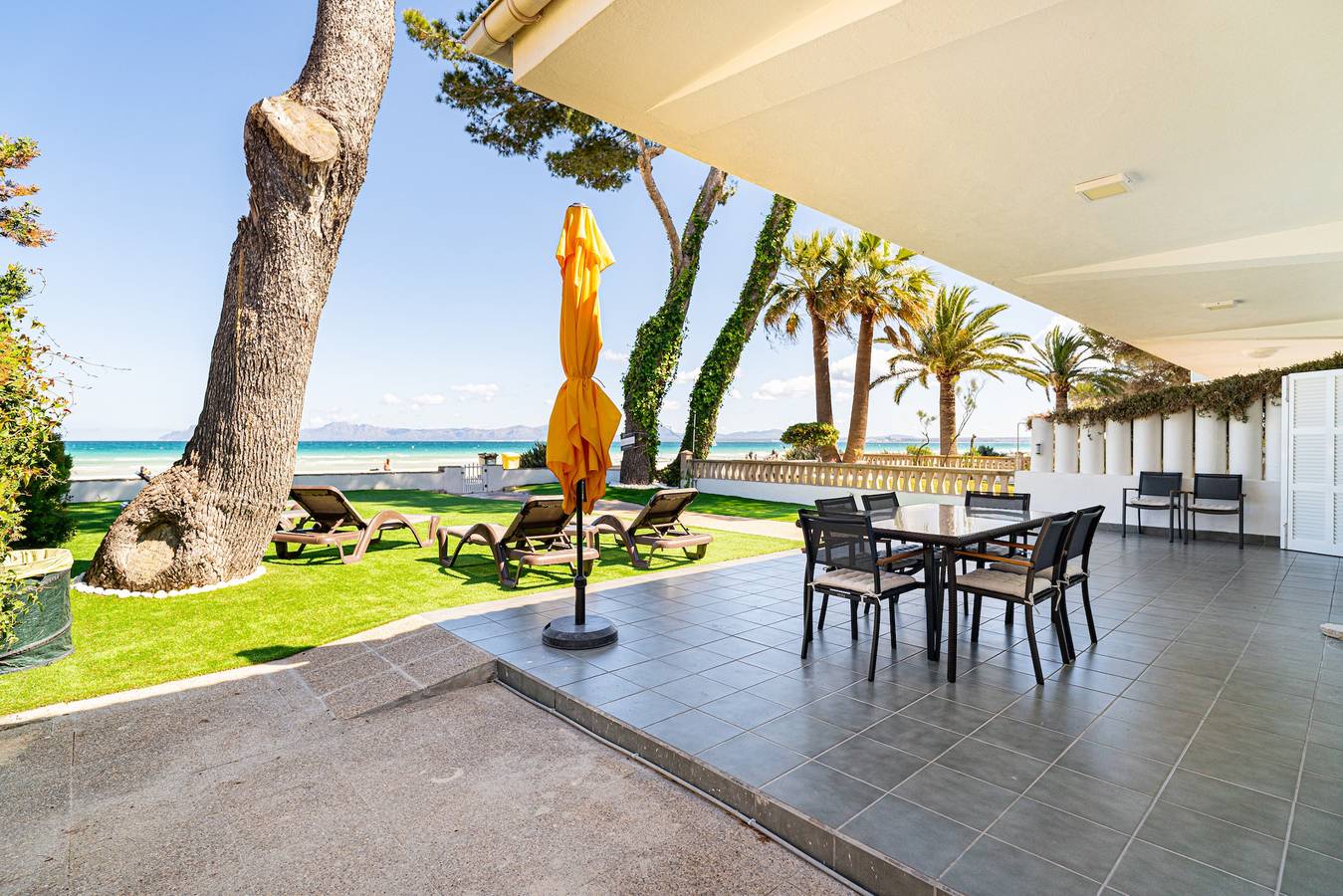 Villa Garballons 9 Alcudia - Sea Front by Priority in Playa de Alcúdia, Alcúdia