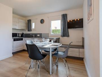 Gîte pour 4 personnes, avec jardin et terrasse à Houlgate