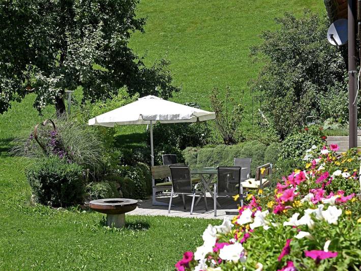 Ferienwohnung für 6 Personen, mit Balkon und Garten sowie Ausblick in Schoppernau - 4