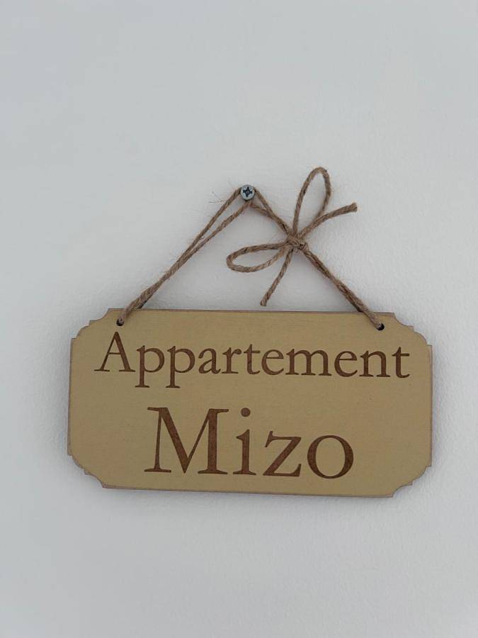 Appartement entier, One-Bedroom Apartment in Cournon-d'Auvergne, Région de Clermont-Ferrand