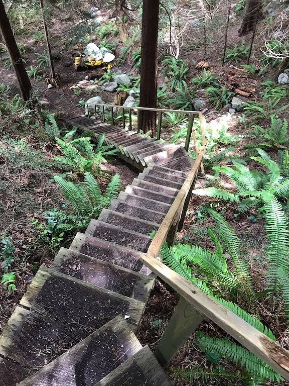 #Slowtravel~wood-fired hot tub, cold plunge, forest-bathing, earthing, beach in Sunshine Coast Regional District