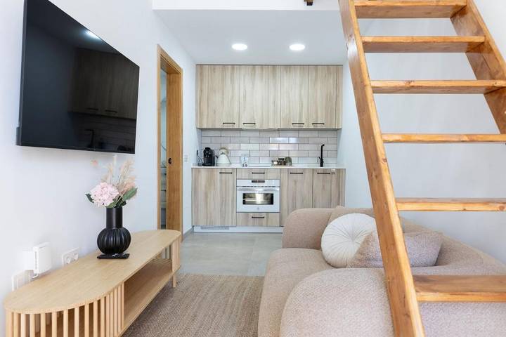 Casa rural para 2 personas, con vistas y terraza además de piscina y jardín en Coín