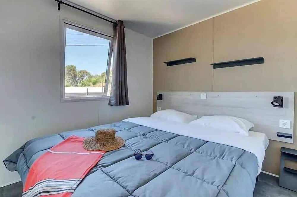 Mobil-home | Comfort | 2 Ch. | 4/6 pers. | Terrasse surélevée | A/C in Millau, Parc naturel régional des Grands Causses
