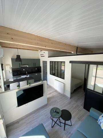 Gîte pour 4 personnes, avec vue ainsi que jardin et terrasse à Puttelange-aux-Lacs