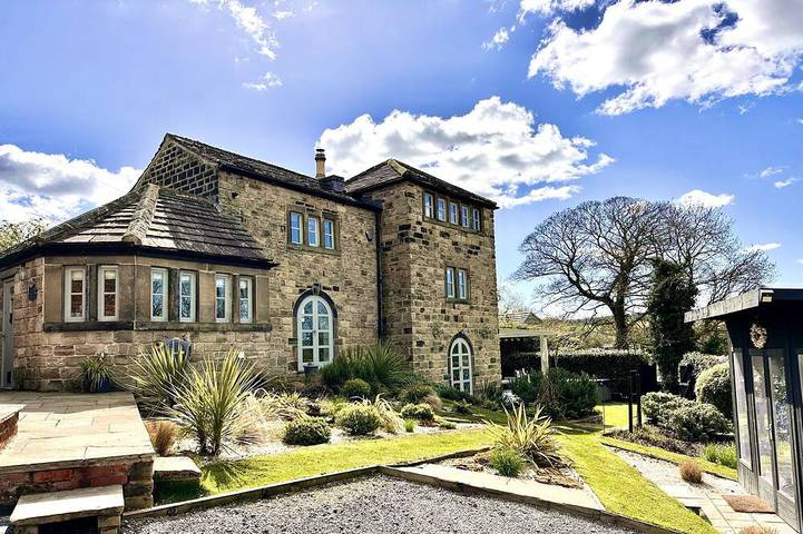 Holiday home for 8 people, with garden and hot tub - 1
