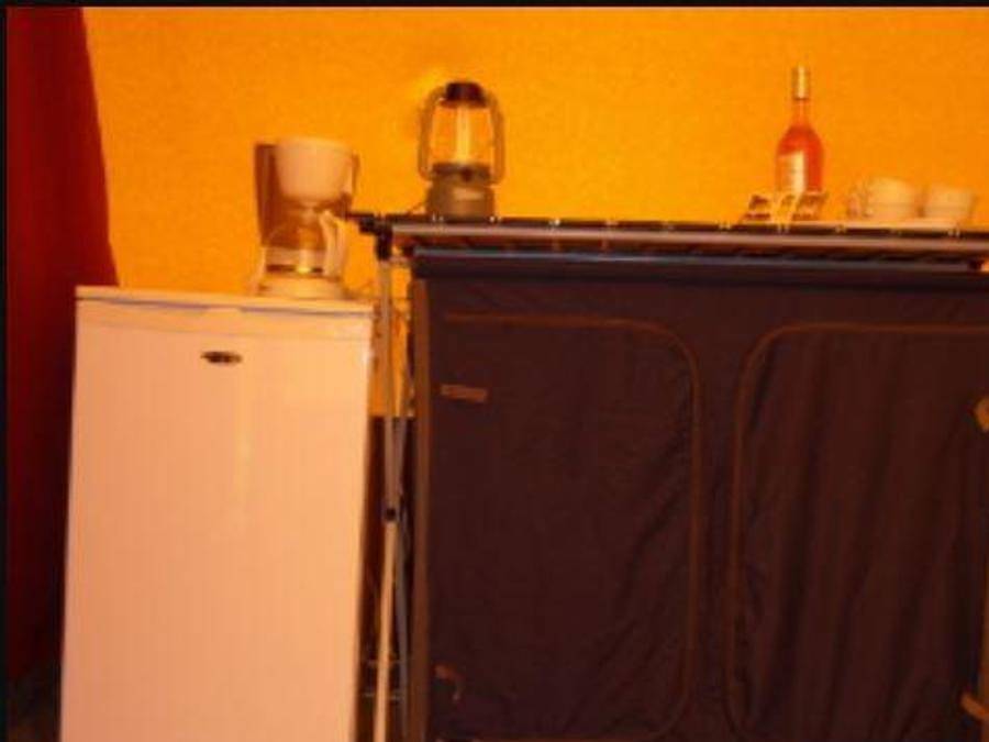 Camping Le Plo - Tienda de campaña 6 personas - Tienda grande De Waard - sin instalaciones sanitarias in Le Bez, Región de Castres