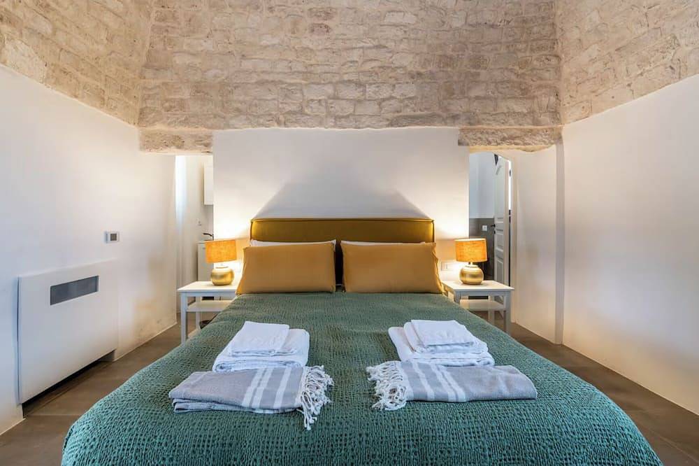 Boutique Trullo in Itria Valley with Private Pool in Calabrese, Province de Bari