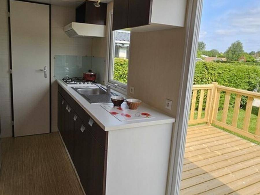 Camping Ushuaïa Villages Rives d'Olt et Aubrac - Mobile home 4 persons - Mh Eco 2 bedrooms 4 people in Saint-Geniez-d'Olt-et-d'Aubrac, Massif Central