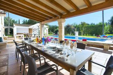 Villa in Pollença Stadt, Pollença für 12 