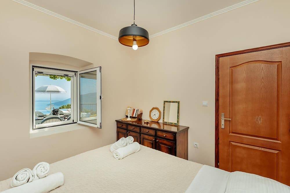 Cozy home in Herceg Novi in Podi-Sasovići, Bay of Kotor
