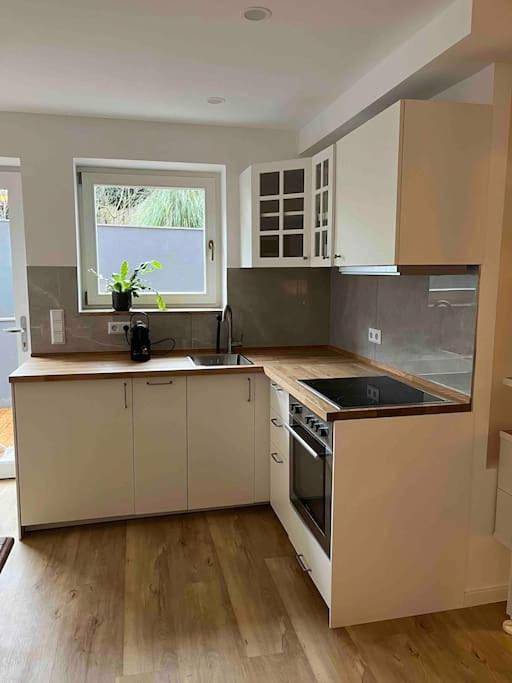 Ganze Wohnung, One-Bedroom Apartment in Dudenhofen, Rheinebene