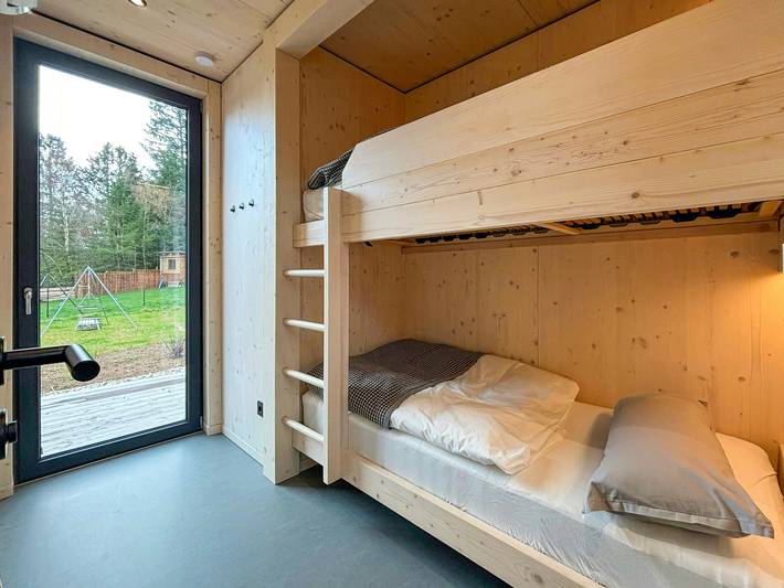 Handgefertigtes Refugium mit Sauna im Hochwald in Weiskirchen, Saar-Nahe-Bergland