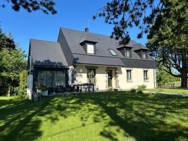 Chambre d’hôte pour 2 personnes, avec Terrasse ainsi que Jardin et Vue à Pontorson - 2