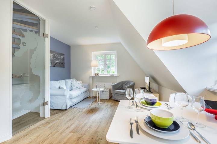 Ganze Wohnung, Auszeit im Takerhof - Ferienwohnung in wunderschöner Südlage in Keitum in Keitum, Sylt (Gemeinde)