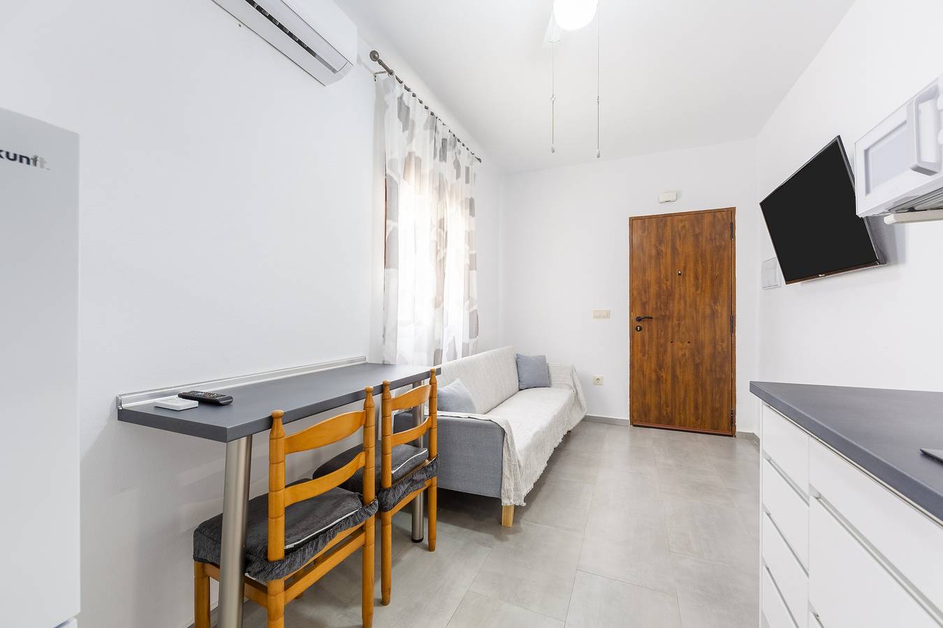 Casa Inés: Ländliches Ferienhaus mit 1 Schlafzimmer, Bergblick, Wlan und Klimaanlage in Fernán Pérez, Níjar