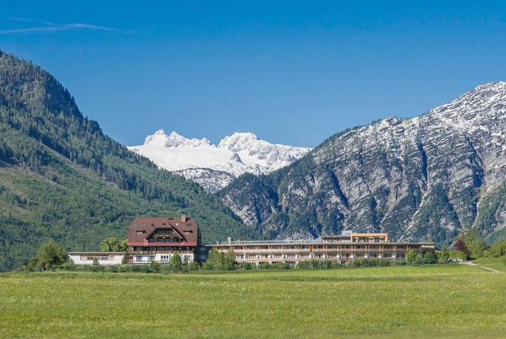 Hotel für 4 Personen, mit Whirlpool und Terrasse sowie Garten und Pool