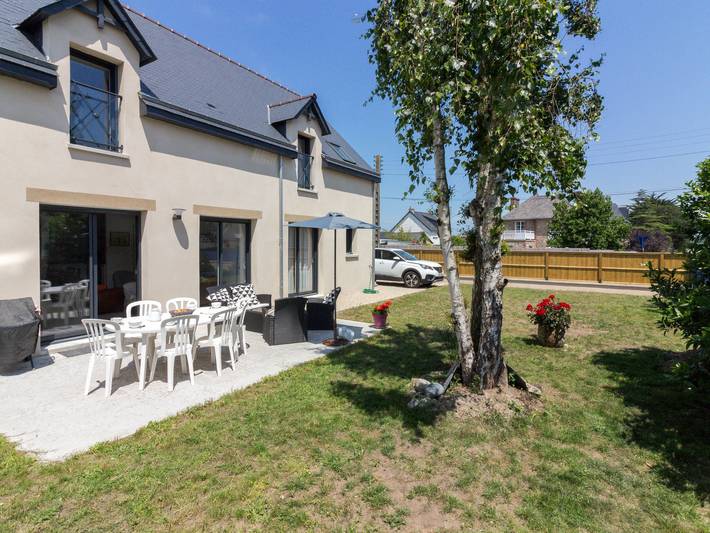 Location de vacances pour 8 personnes, avec terrasse et jardin à Saint-Lunaire - 2
