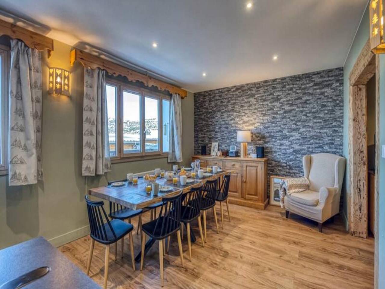 Ganze Wohnung, Apartment in Vieil Alpe in der Nähe der Skilifte in Saint-Nazaire-les-Eymes, Isère