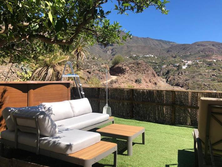 Chalet para 18 personas, con jacuzzi además de jardín y piscina, Familias con niños en Gran Canaria - 2