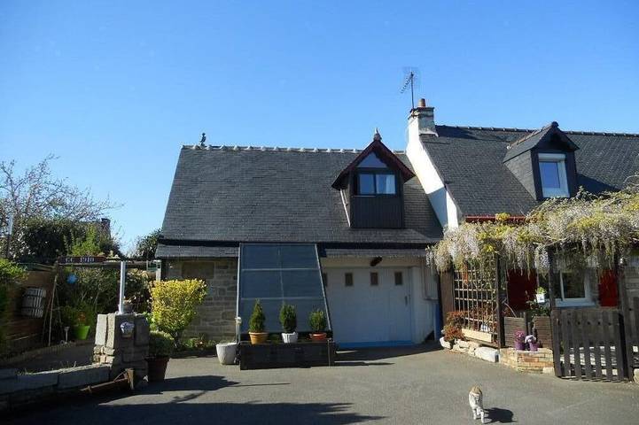 Location de vacances pour 3 personnes, avec jardin et terrasse à Concarneau