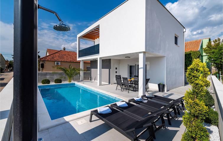 Ferienwohnung für 6 Personen, mit Terrasse in Obrovac - 2