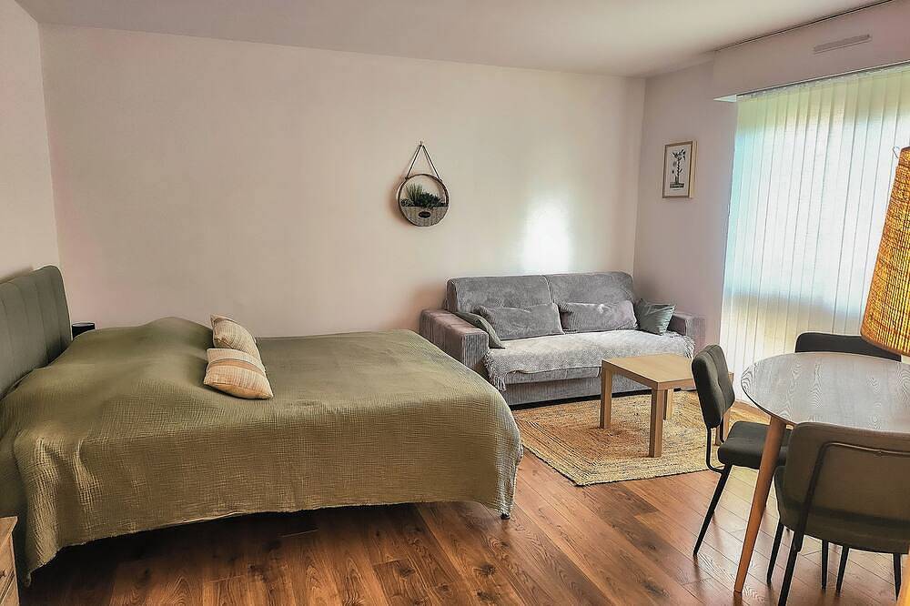 Apartamento entero, Les Bords de Seine - Cosy Studio in Le Pecq, Yvelines